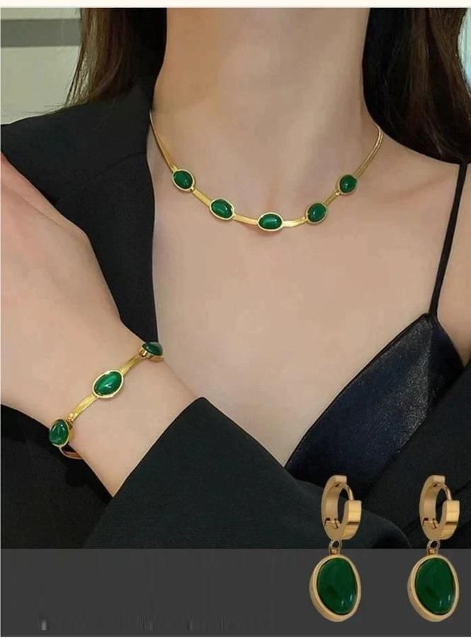 🌟 Oval Green Crystal Pendant Necklace Set With Bracelet 🌟